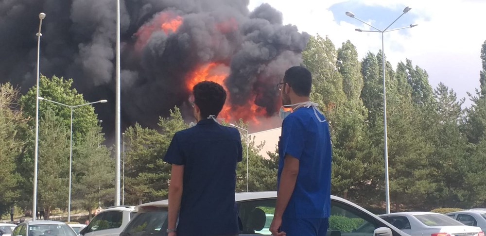 Erzurum Atatürk Üniversitesi'nde yangın - 4