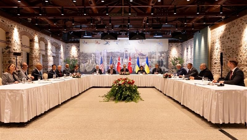 İstanbul'da barış zirvesi