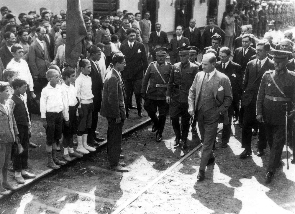 Mustafa Kemal Atatürk'ün ebediyete intikalinin 86. yılı (10 Kasım 1938) - 16