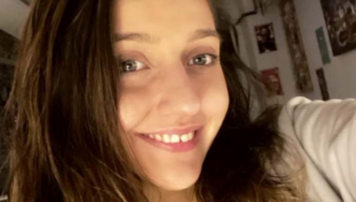 “Babama gidiyorum” diyerek evden çıkan Selin’den 41 gündür haber yok “Babama gidiyorum” diyerek evden çıkan Selin’den 41 gündür haber yok