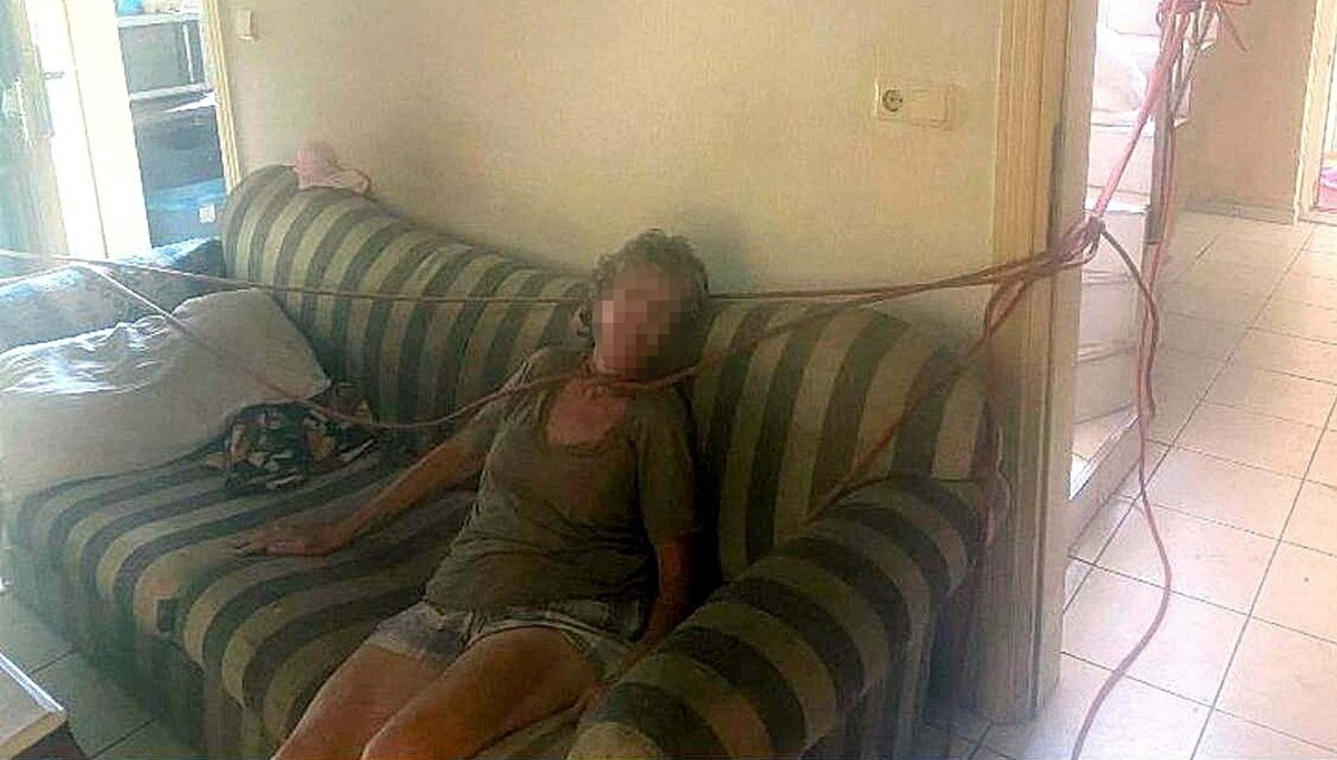 Muğla'da korkunç işkence: Boynundan ve ayaklarından bağlayıp dövdü Muğla'da korkunç işkence: Boynundan ve ayaklarından bağlayıp dövdü