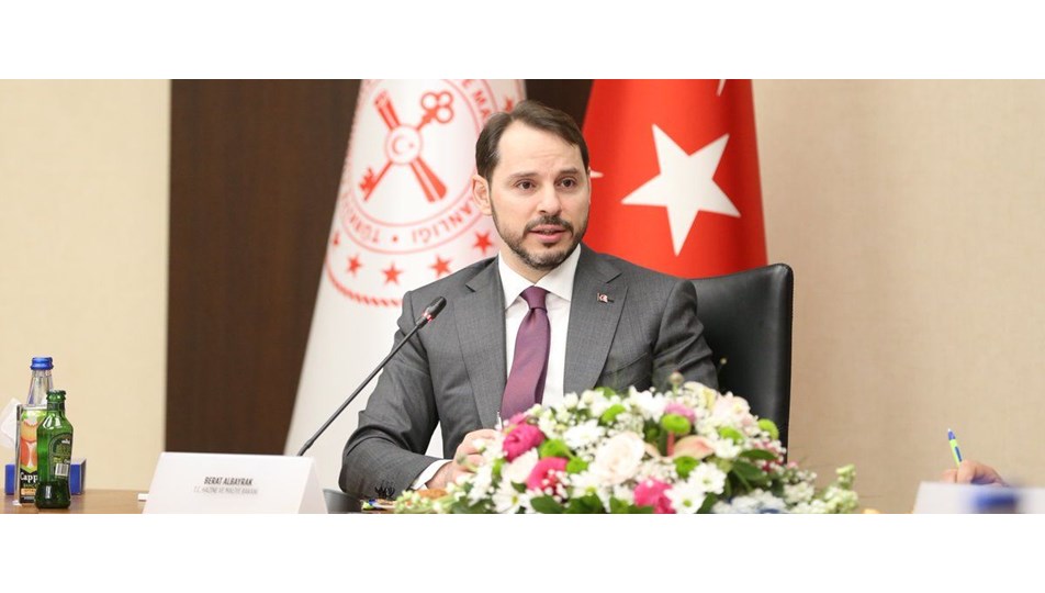 Albayrak: İstanbul'a finans merkezini en kısa sürede kazandıracağız
