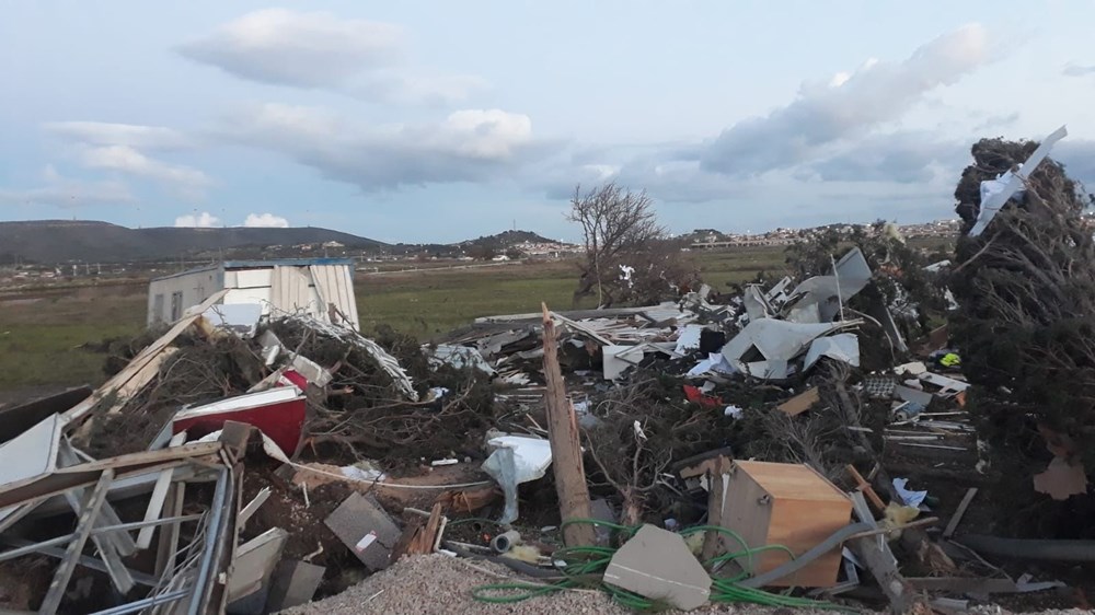 İzmir'de hortum felaketinin boyutları gün ağarınca ortaya çıktı - 15