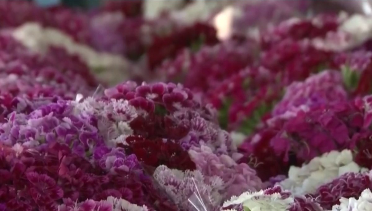 Çiçekçilere Anneler Günü izni