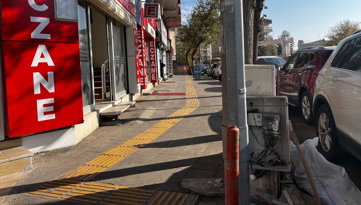 Diyarbakır'da kapağı bulunmayan elektrik panosu tehlike saçıyor