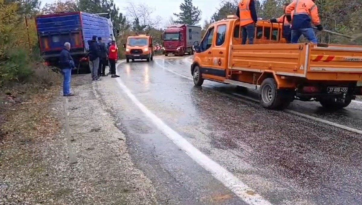 Akhisar'da süt fabrikasında kaza: 5 işçi yaralandı Akhisar'da süt fabrikasında kaza: 5 işçi yaralandı