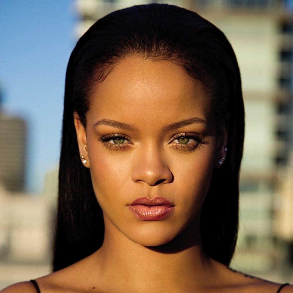Tescilli milyarder Rihanna güzellik imparatorluğunu genişletiyor - 5