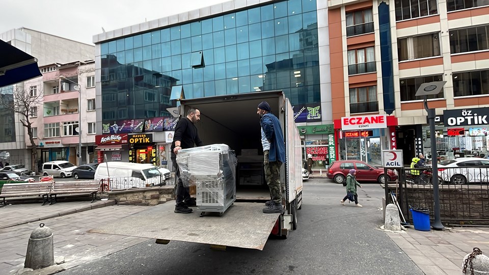 Kağıthane Devlet Hastanesi'nde tahliye çalışmaları devam ediyor - 1