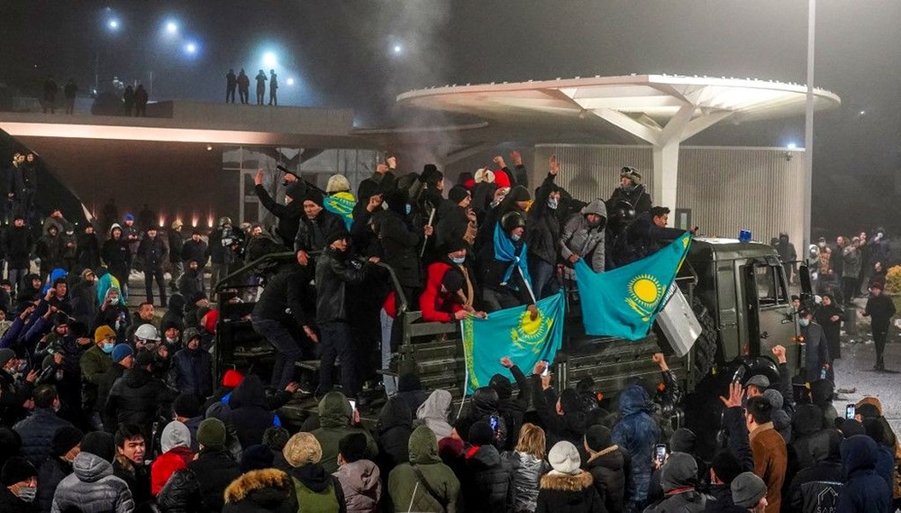 Kazakistan’daki protestolarda son durum: Rus askeri birlikleri Almatı Havalimanı'nda tatbikata başladı - 6