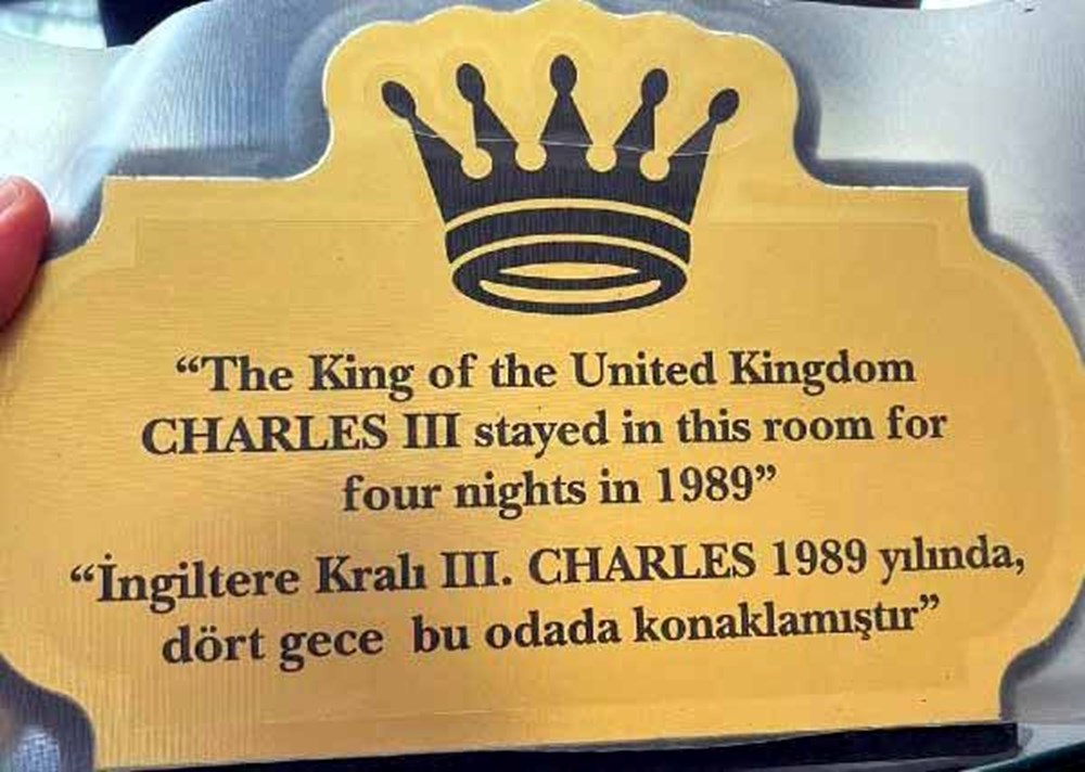 İngiltere Kralı Charles'ın Kapadokya'da 33 yıl önce kaldığı oteldeki tabela değişti - 4