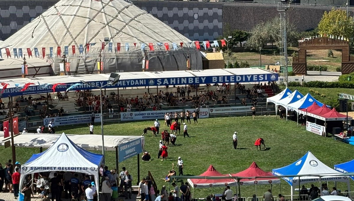 Gaziantep'te geleneksel güreş heyecanı