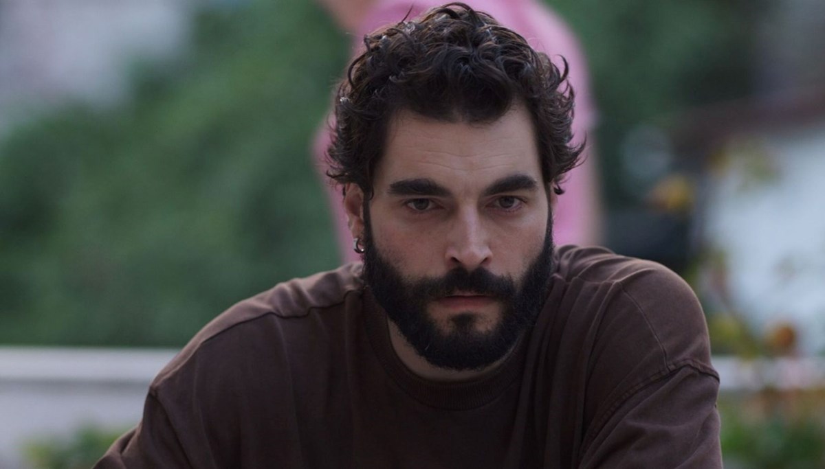 Veliaht dizisi oyuncuları ve konusu: Akın Akınözü ve Serra Arıtürk başrolde