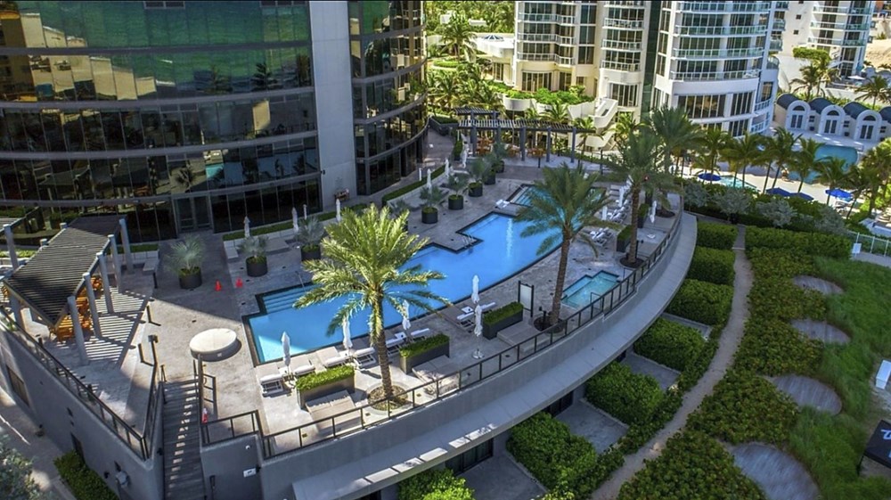 Lionel Messi Miami'deki lüks evini 7 milyon dolara satıyor - 9