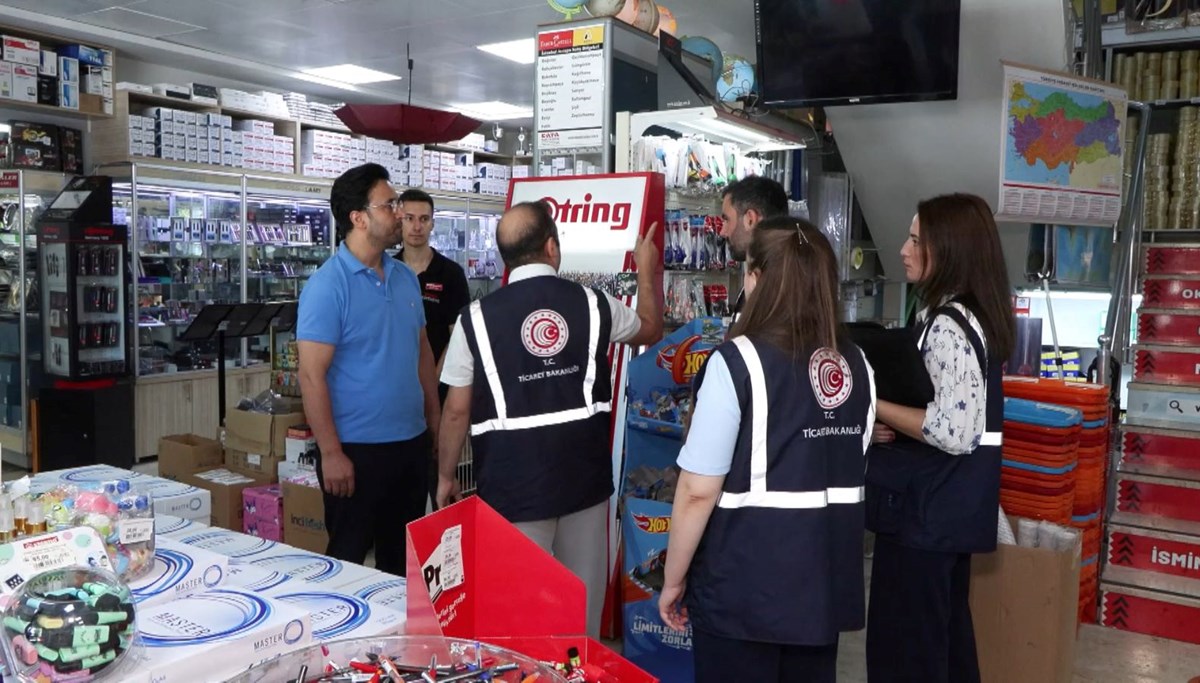 Okullar açılırken Bakanlık düğmeye bastı: Kırtasiyelerde bunlara mutlaka dikkat edin! Okullar açılırken Bakanlık düğmeye bastı: Kırtasiyelerde bunlara mutlaka dikkat edin!