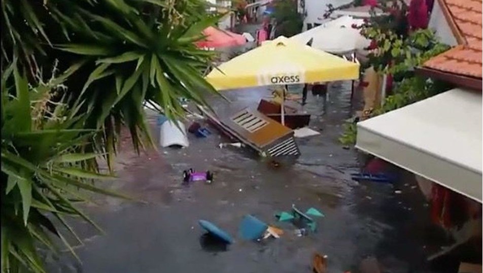 "50 santimetrelik tsunami bile öldürebilir" (11. dakikada uyardık)