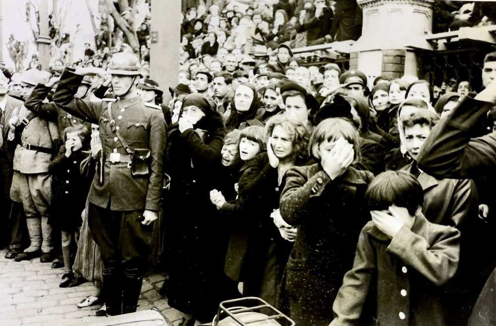 Atatürk'ün son yolculuğuna ait fotoğraflara özel sergi - 2