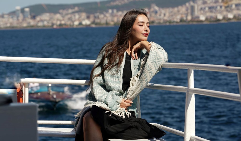 Neslihan Atagül'ün canlandırdığı Gecenin Ucunda dizisindeki Macide'nin stilleri - 11
