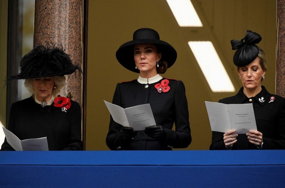 Kraliçe Elizabeth'in yerine Kate Middleton - 1