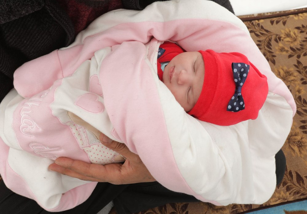 Enkazda doğup öksüz kalan "mucize bebek" yeni evini de Hatay merkezli depremde kaybetti - 9