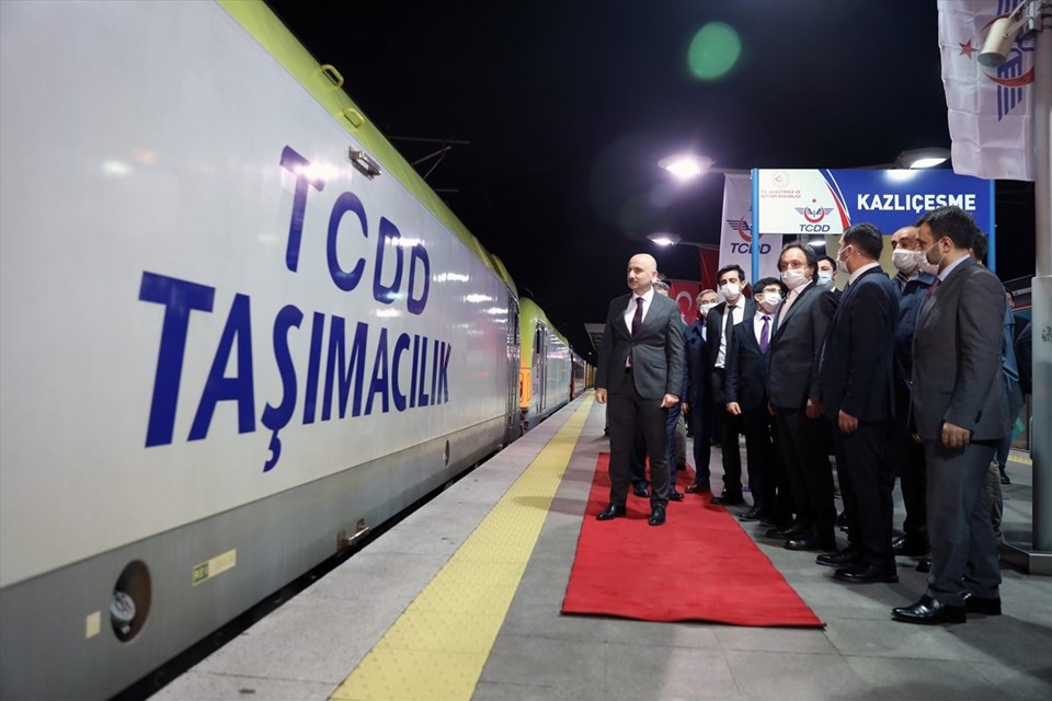 İlk yurt içi yük treni Marmaray'dan geçti - 1