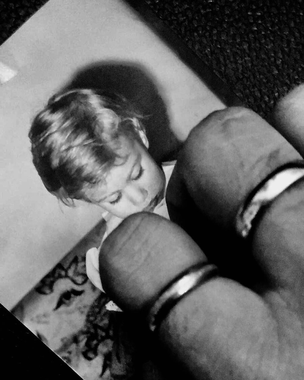 Ünlü isim geçmişe götürdü: "Oyuncu olacağını nasıl anlamadın" (Ünlülerin çocukluk ve gençlik halleri) - 471