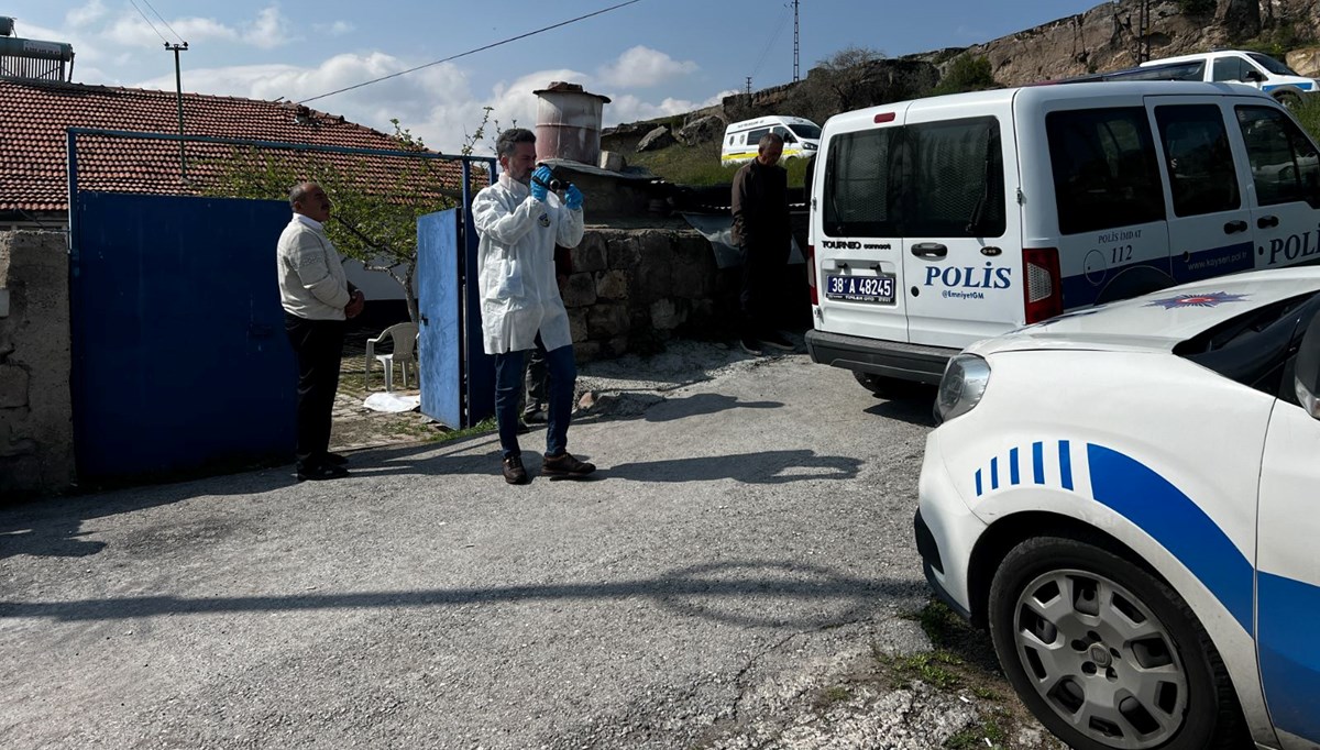 Kayseri'de sobadan zehirlenen 2 kardeş öldü Kayseri'de sobadan zehirlenen 2 kardeş öldü