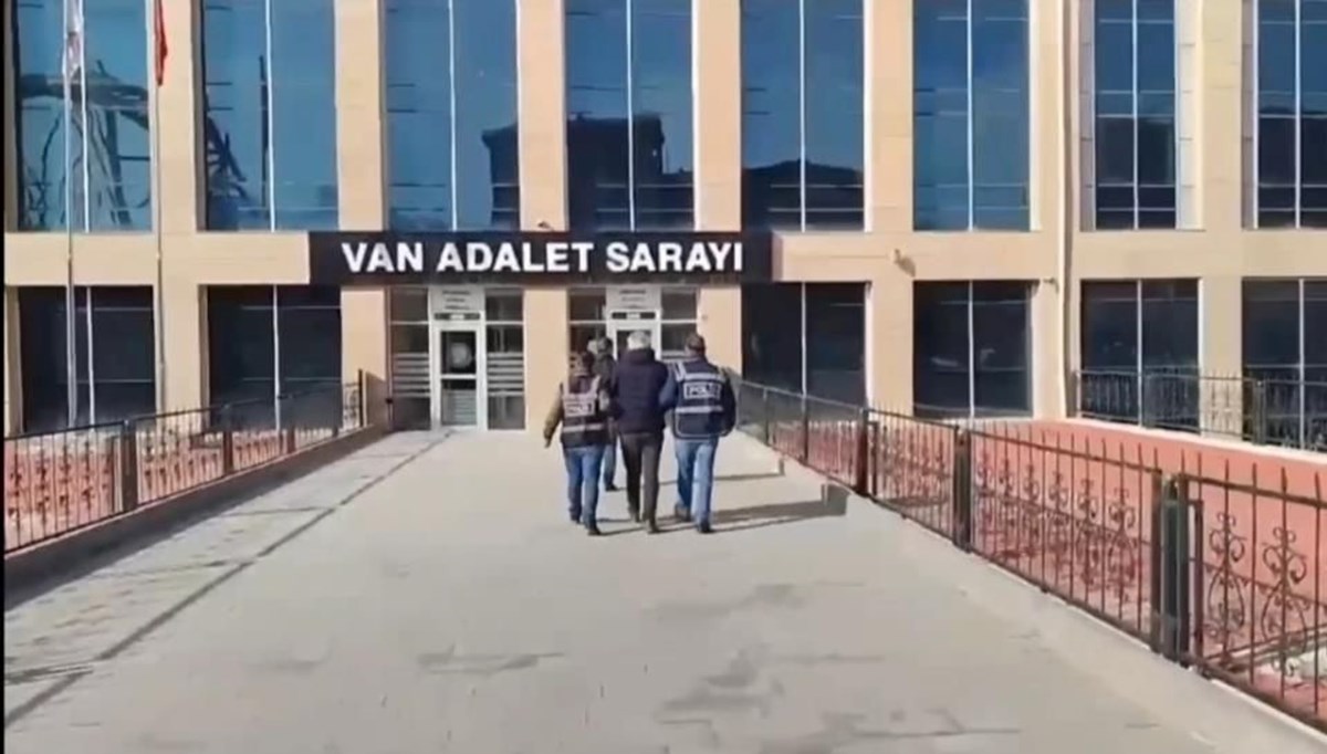 42 yıl kesinleşmiş hapis cezası bulunan şahıs tutuklandı 42 yıl kesinleşmiş hapis cezası bulunan şahıs tutuklandı
