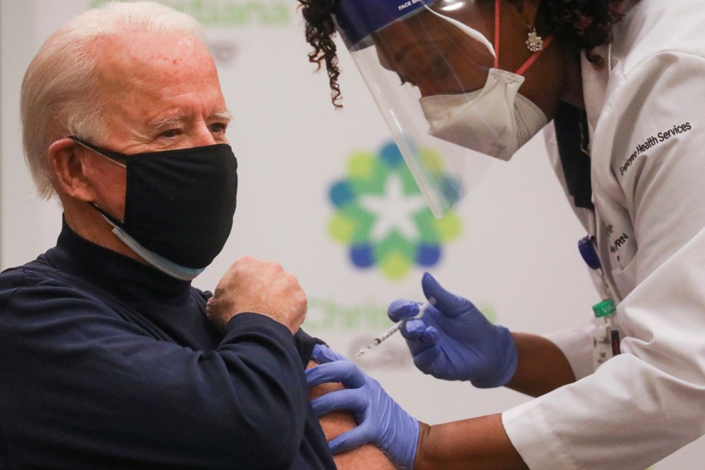 Biden, elected president of the US, received the Covid-19 - 3 vaccine