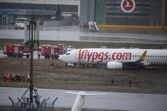 Sabiha Gokcen Havalimani Nda Ucuslar 06 00 Ya Ertelendi Ntv