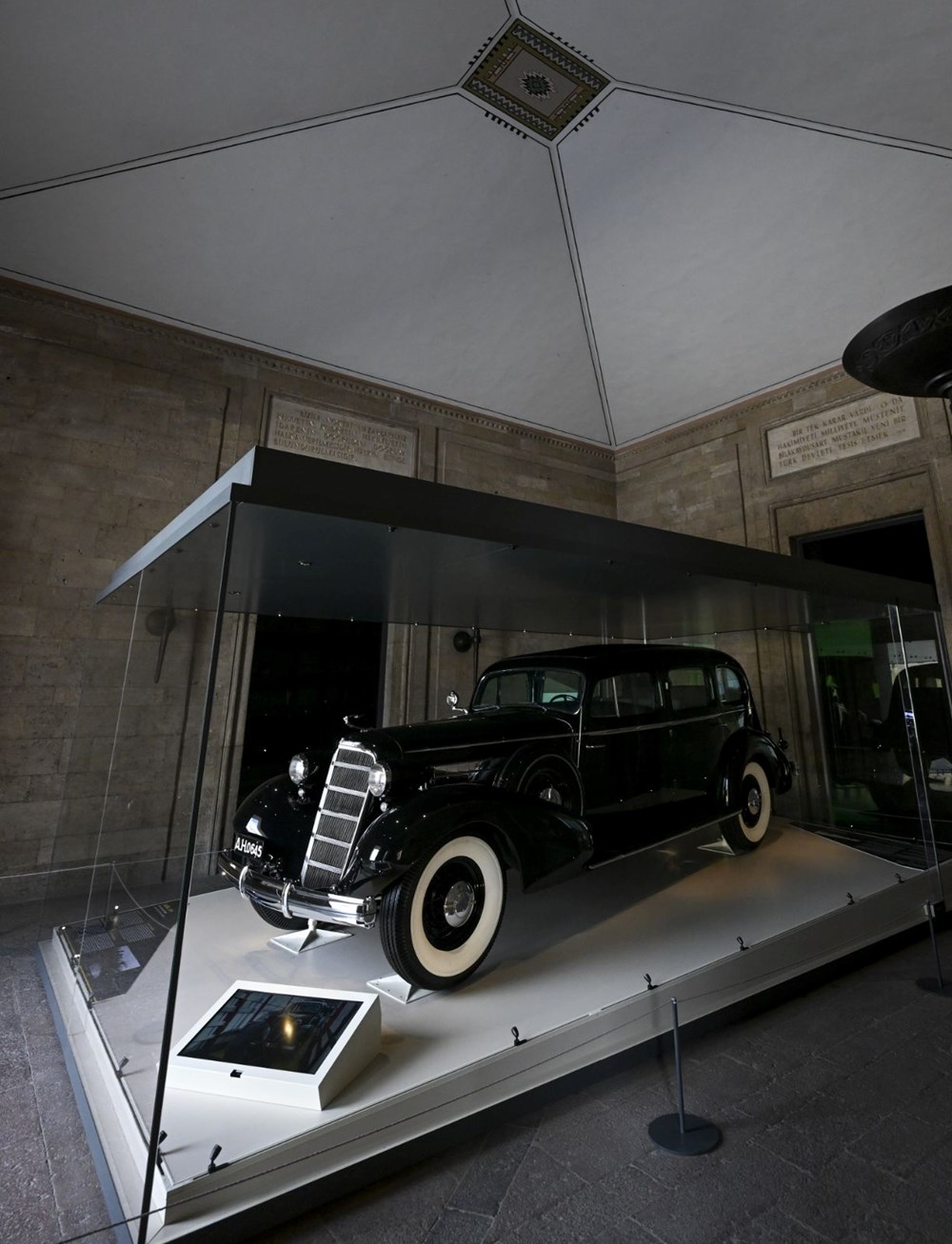 Atatürk'ün restore edilen otomobili Anıtkabir'de sergileniyor - 20