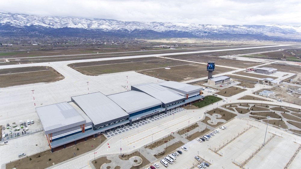 President erdogan inaugurates tokat new airport