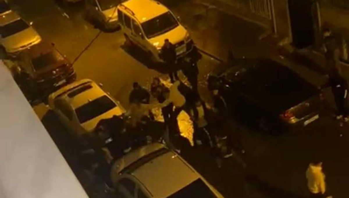 İstanbul'da iki grup arasında kavga: 1 ölü İstanbul'da iki grup arasında kavga: 1 ölü