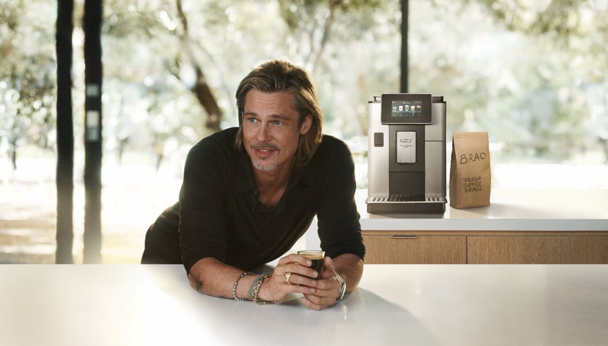 Brad Pitt kahve makinesi markasının reklam yüzü oldu