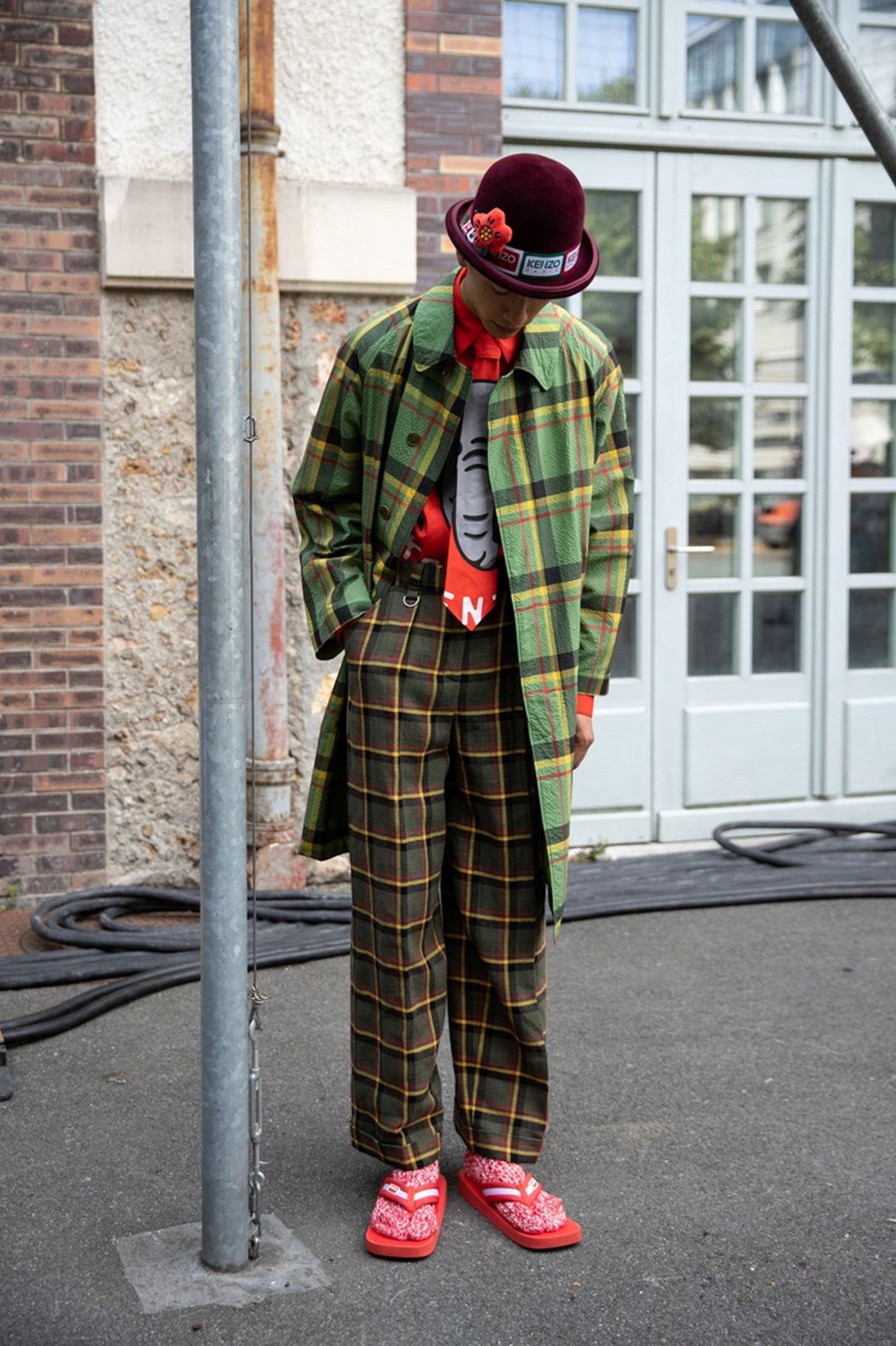 Fransız lüks marka Kenzo, kolej stilini modaya geri getiriyor - 4