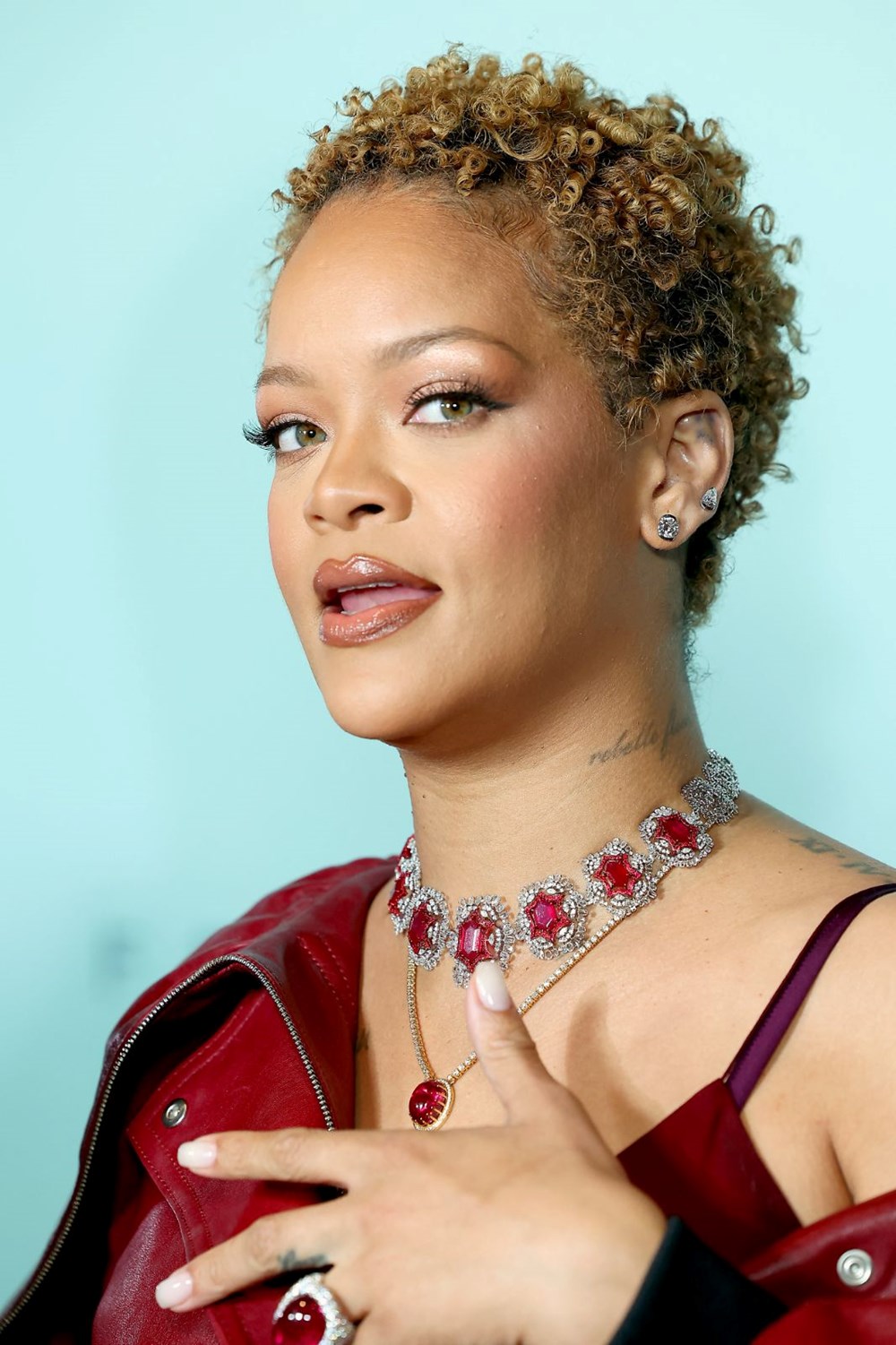 Rihanna artık doğallıktan yana - 3