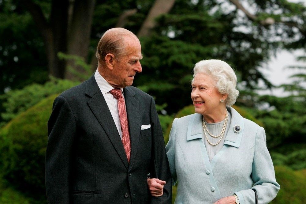 Kraliçe Elizabeth'in evine giren iki yabancı tutuklandı - 7