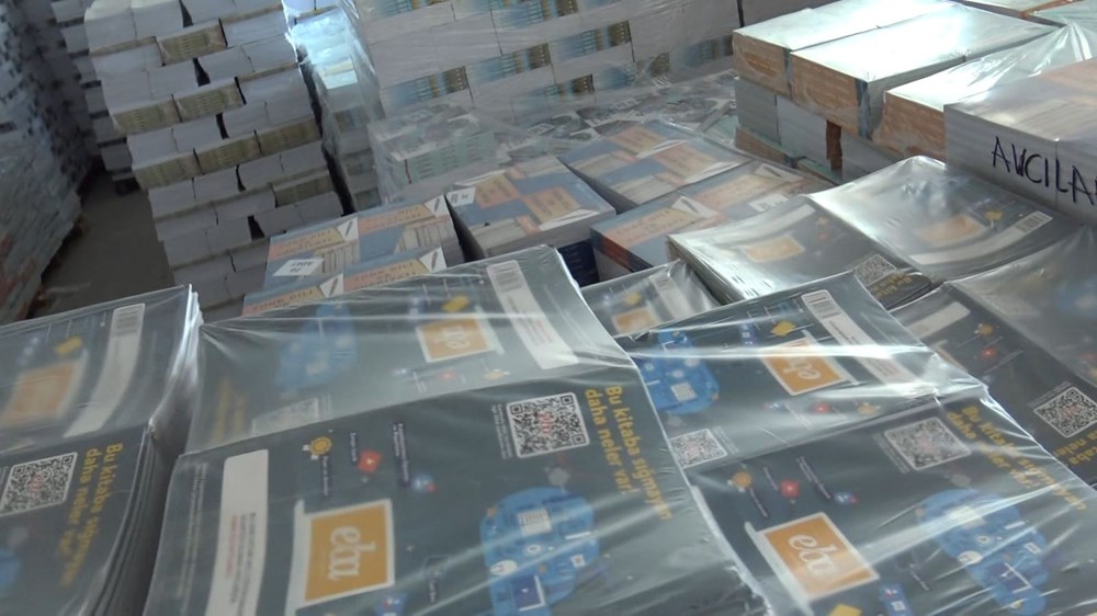 Yeni eğitim öğretim yılının ders kitapları okullara ulaştı - 4