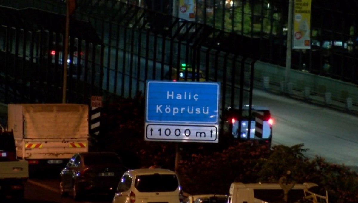 İstanbul-Haliç Köprüsü Mecidiyeköy istikameti trafiğe kapatıldı