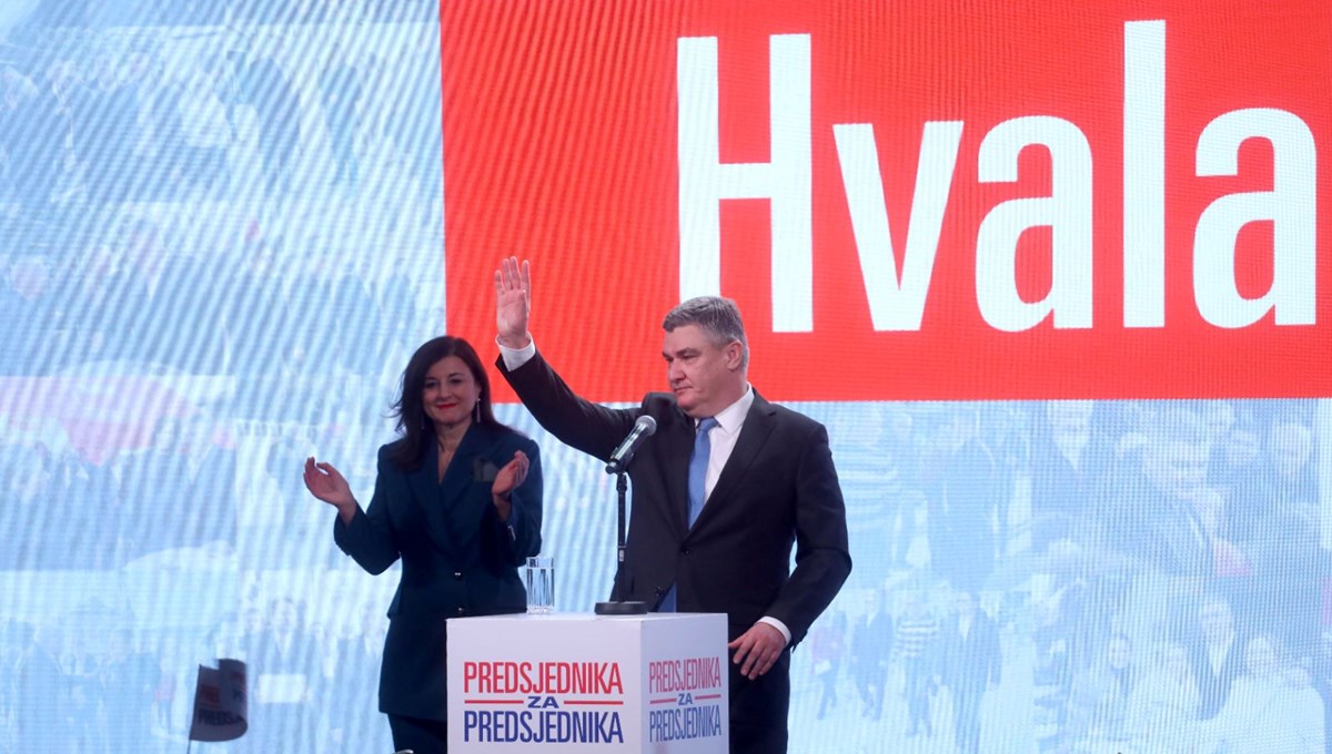 Hırvatistan'daki cumhurbaşkanı seçimlerinde Milanovic zaferini ilan etti Hırvatistan'daki cumhurbaşkanı seçimlerinde Milanovic zaferini ilan etti