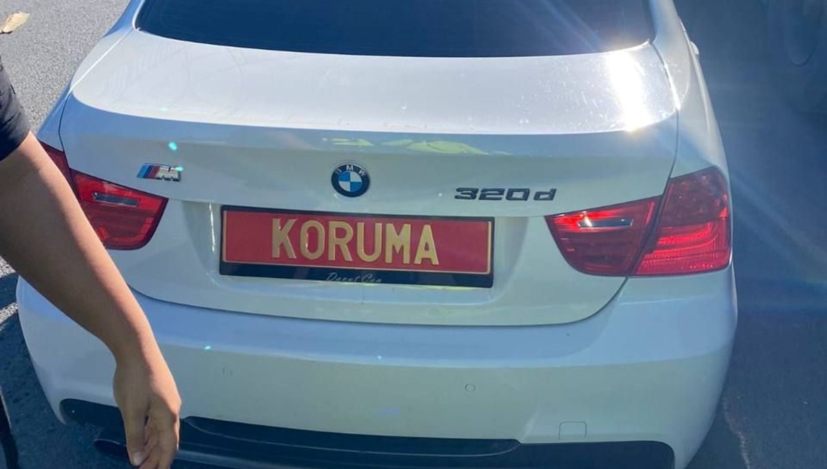 İstanbul’da koruma plakalı sahte polislere gözaltı İstanbul’da koruma plakalı sahte polislere gözaltı