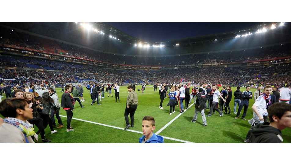 UEFA, Lyon ve Beşiktaş'ı disiplin kuruluna sevk etti