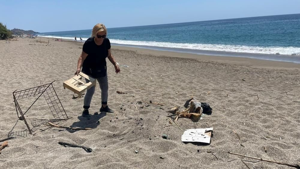 Caretta caretta yuvasının üstünde mangal yaptılar - 6