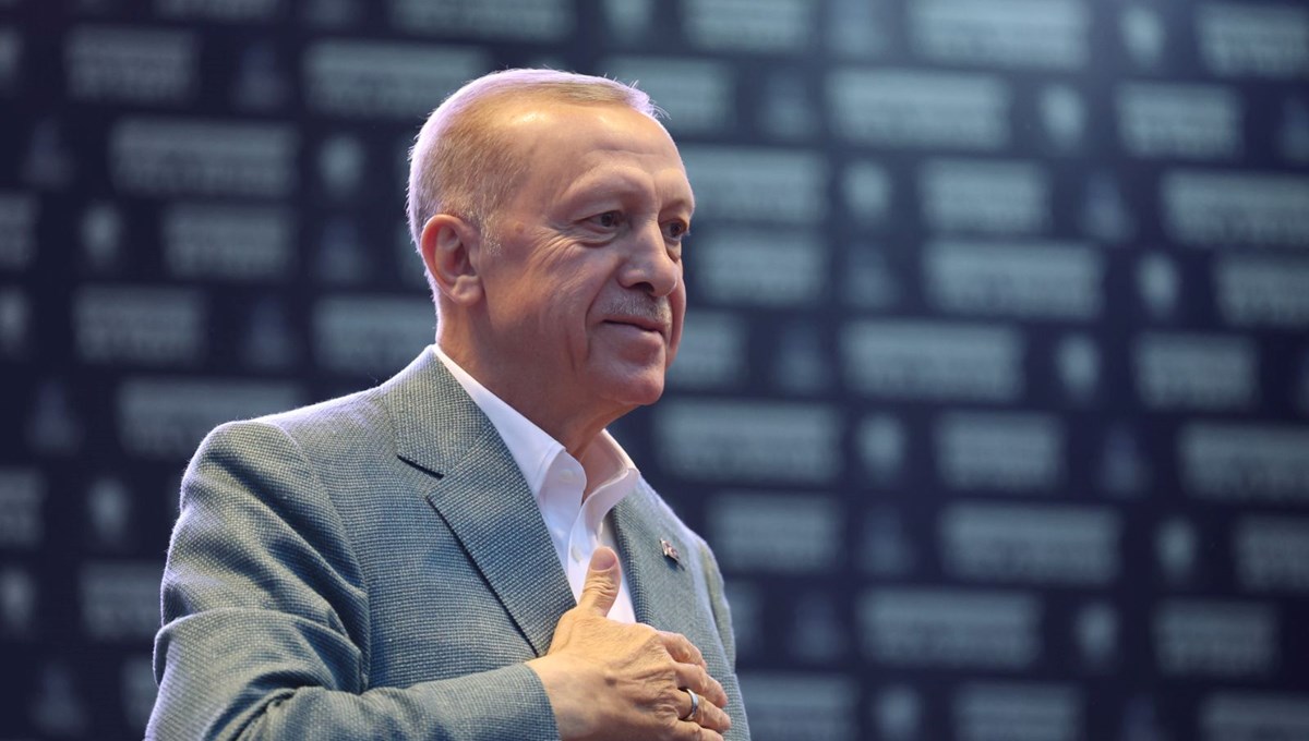 Cumhurbaşkanı Erdoğan'dan depremzede öğrencilere ek kontenjan müjdesi