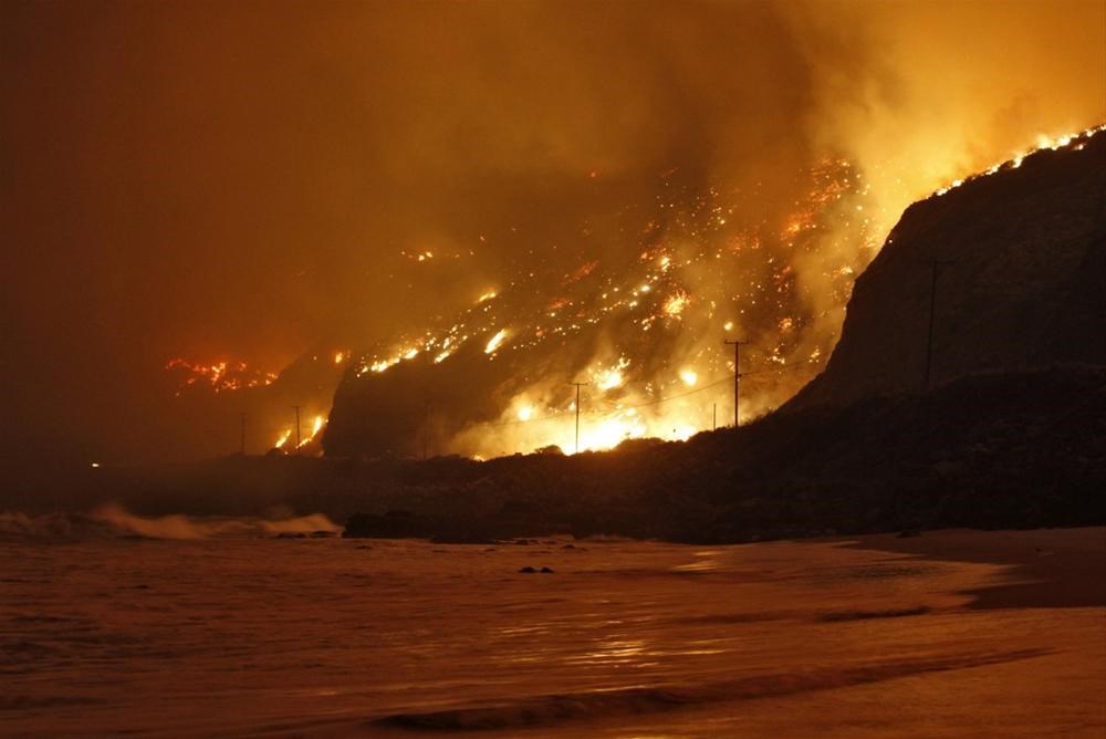 Спринг фаер. Spring Fire. Spring Bonfire.