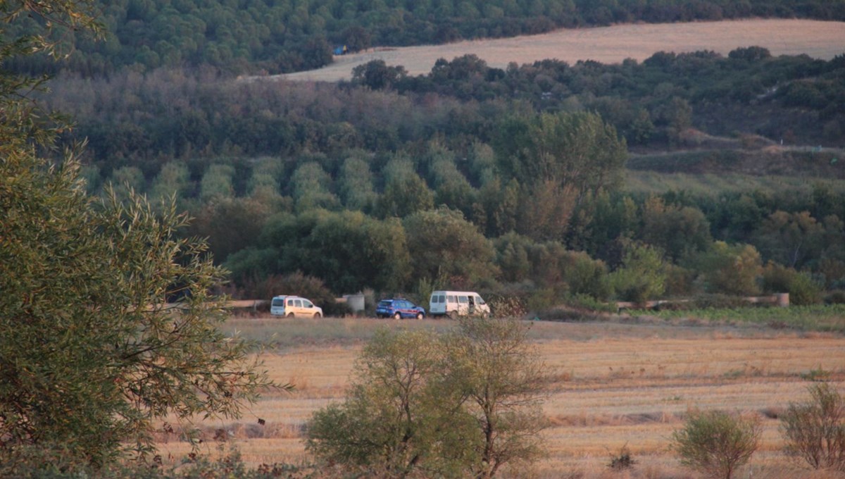 Tarlada bulunan 10 yaşındaki Mehmet'in ölüm nedeni belirlendi: Babası kamyonetle üzerinden geçmiş Tarlada bulunan 10 yaşındaki Mehmet'in ölüm nedeni belirlendi: Babası kamyonetle üzerinden geçmiş