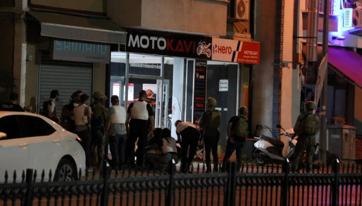 Polise ateş açtı, vuruldu