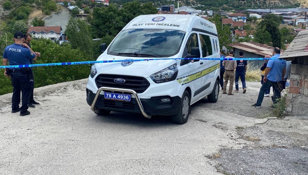 Yürürken düştü, hayatını kaybetti