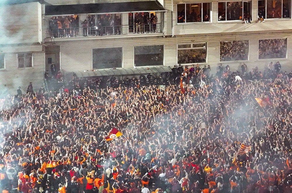 Florya'da şampiyonluk kutlaması: Icardi Ali Koç forması giydi - 3