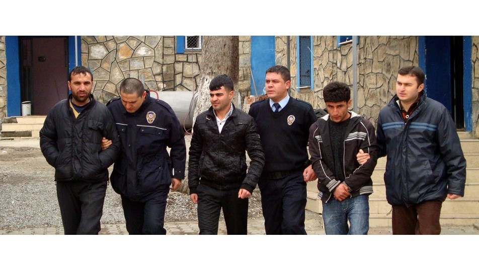 Hırsızlar Bahçesaray’da siftah yaptı