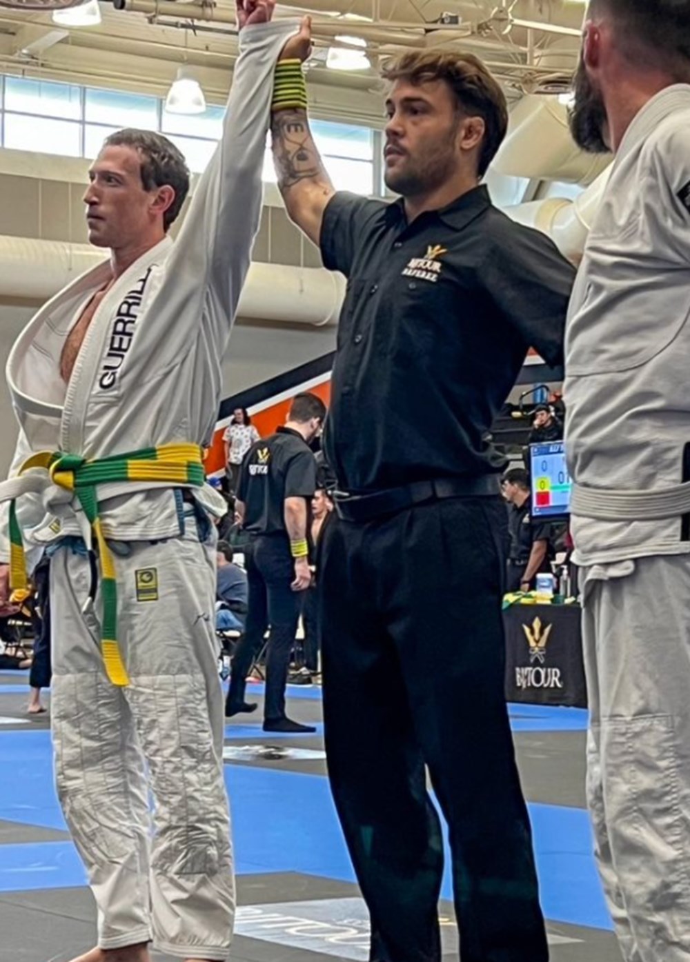 Dövüş sporlarına başlayan Mark Zuckerberg jiu-jitsu şampiyonu oldu - 2